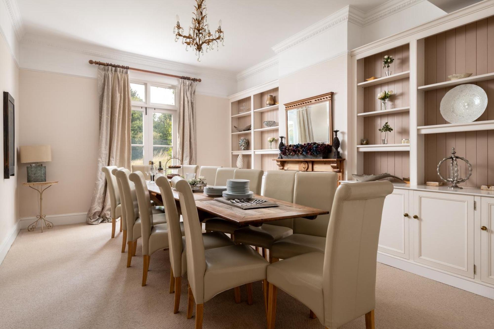 Вилла Downwood Vineyard Manor In Idyllic Countryside Бландфорд-Форум Экстерьер фото