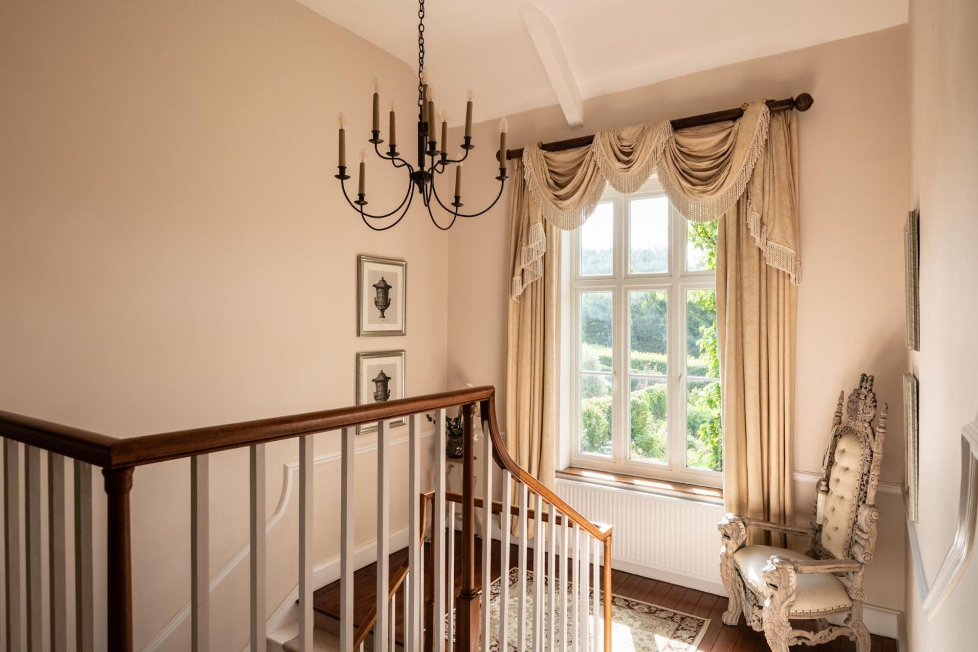 Вилла Downwood Vineyard Manor In Idyllic Countryside Бландфорд-Форум Экстерьер фото